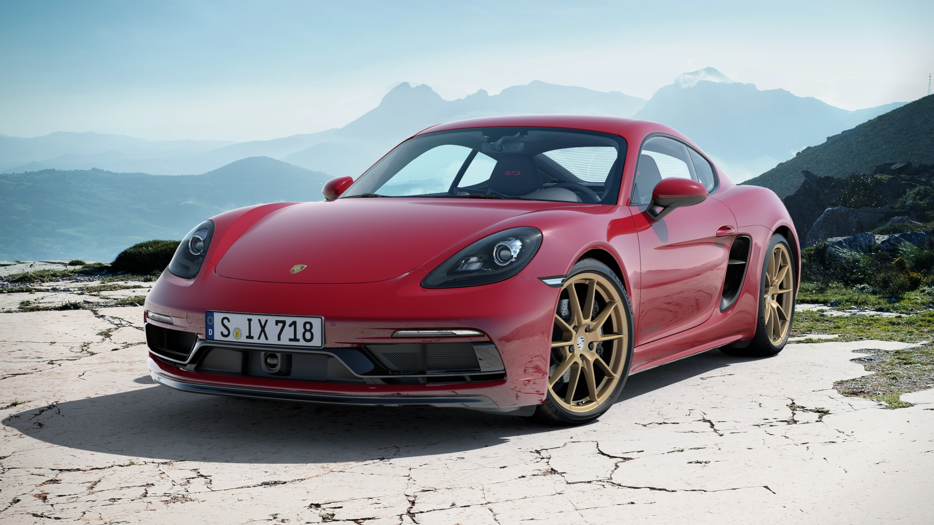 718 Cayman GTS 4.0 front view