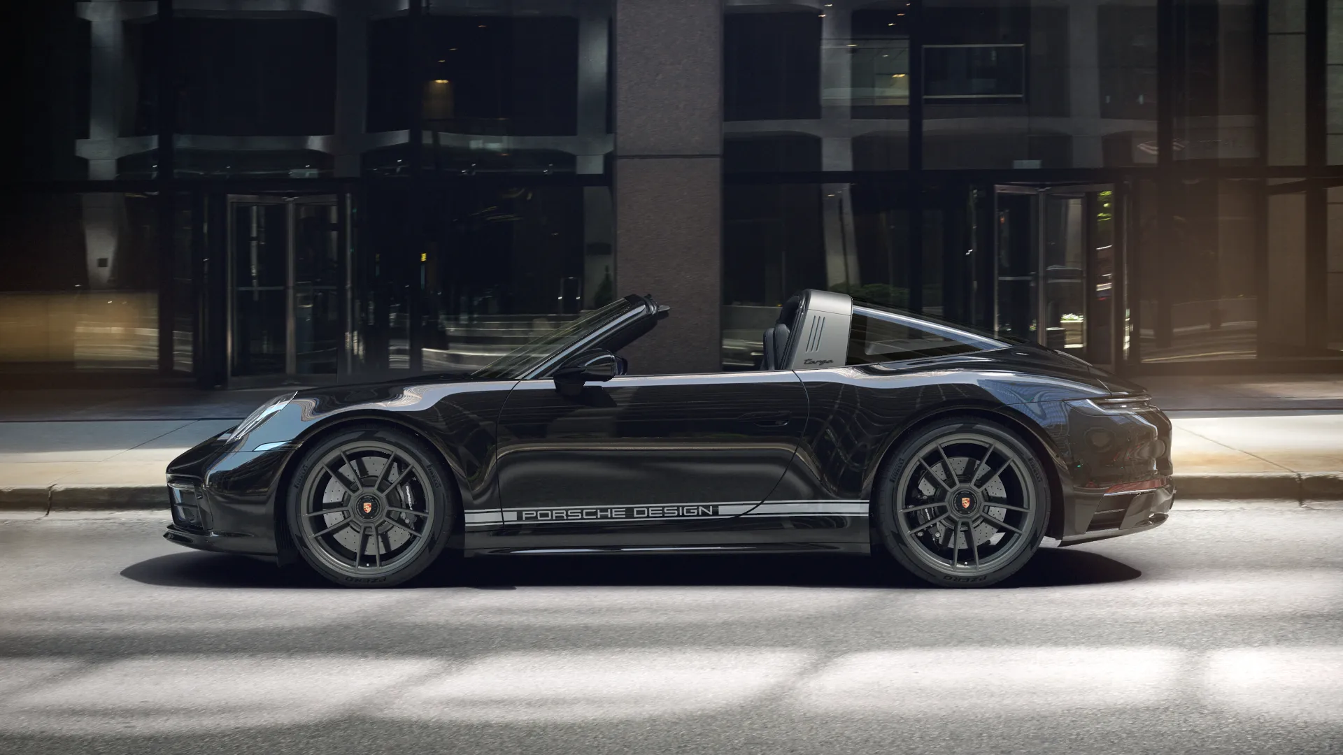 Dış görünüm 911 50.Yıl Porsche Design Edition