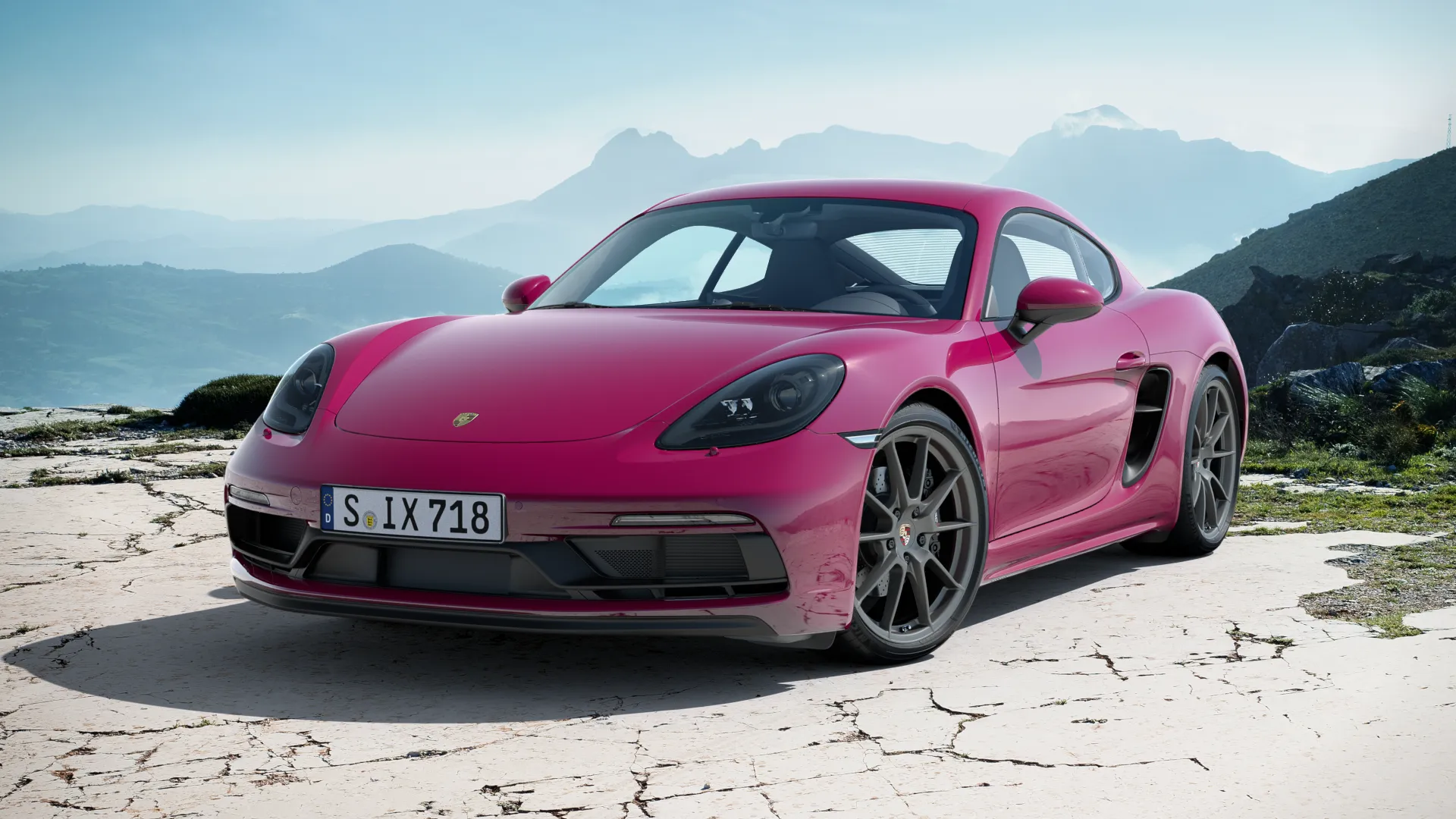 Exterior view of 718 Cayman GTS 4.0