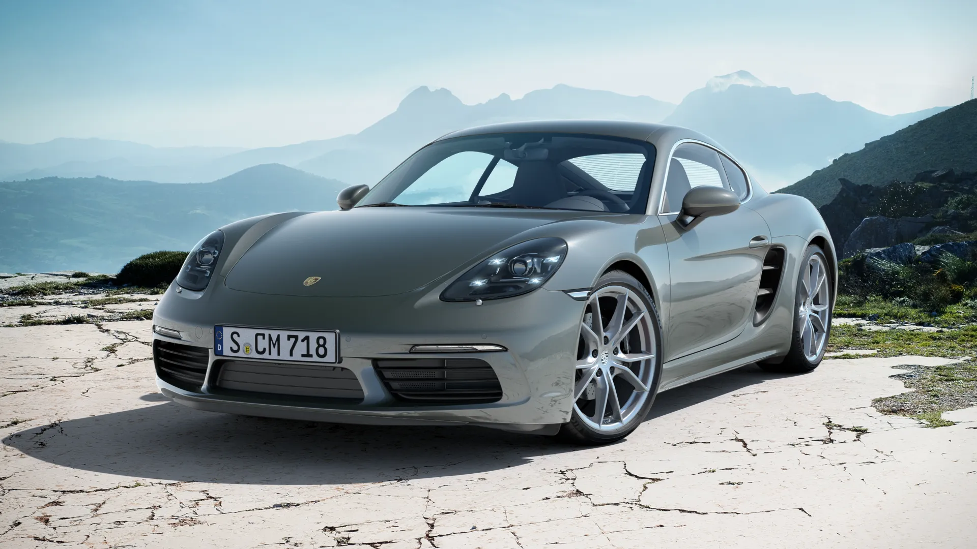 Exterior view of 718 Cayman