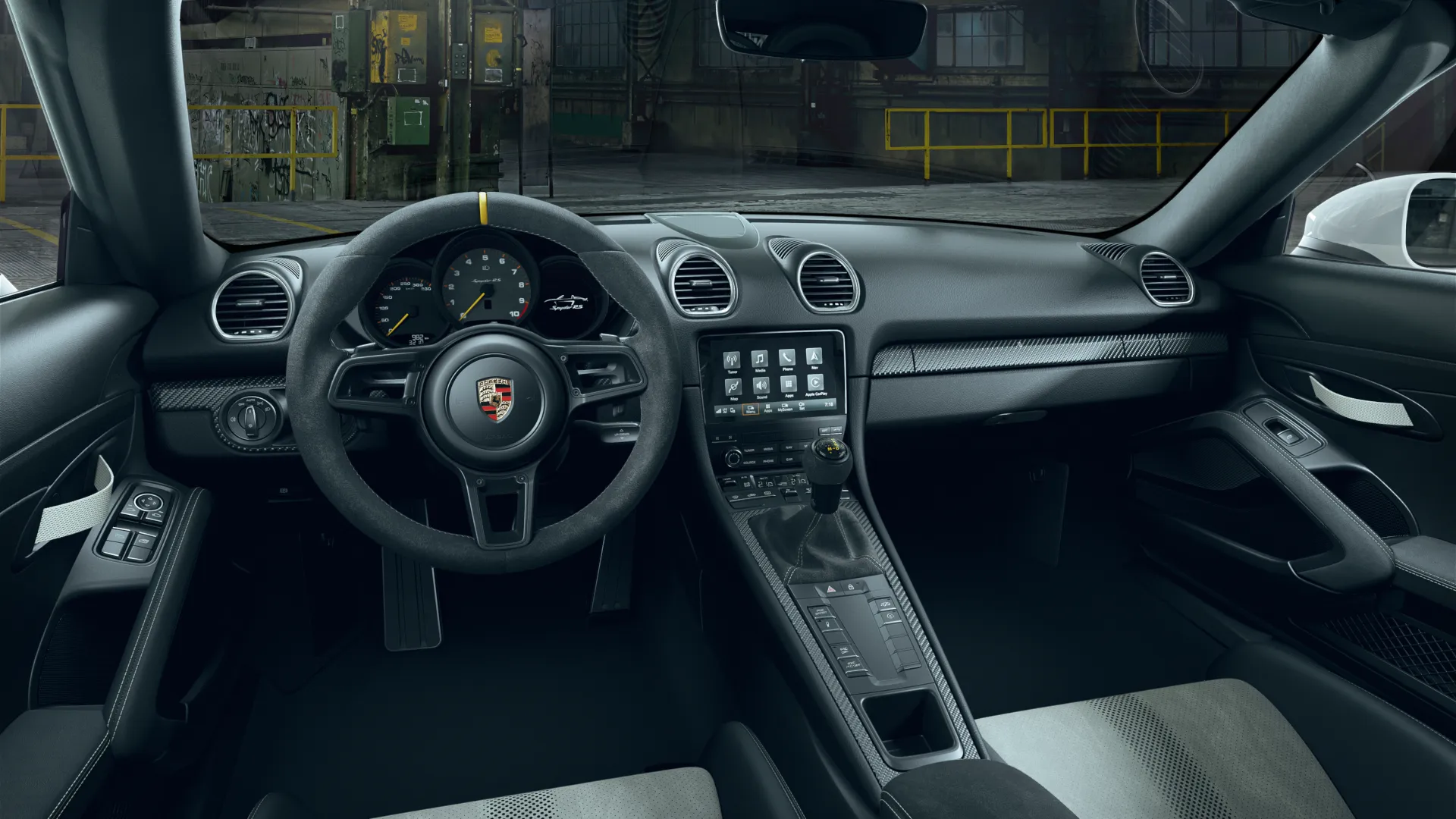 Interior view of 718 Spyder RS