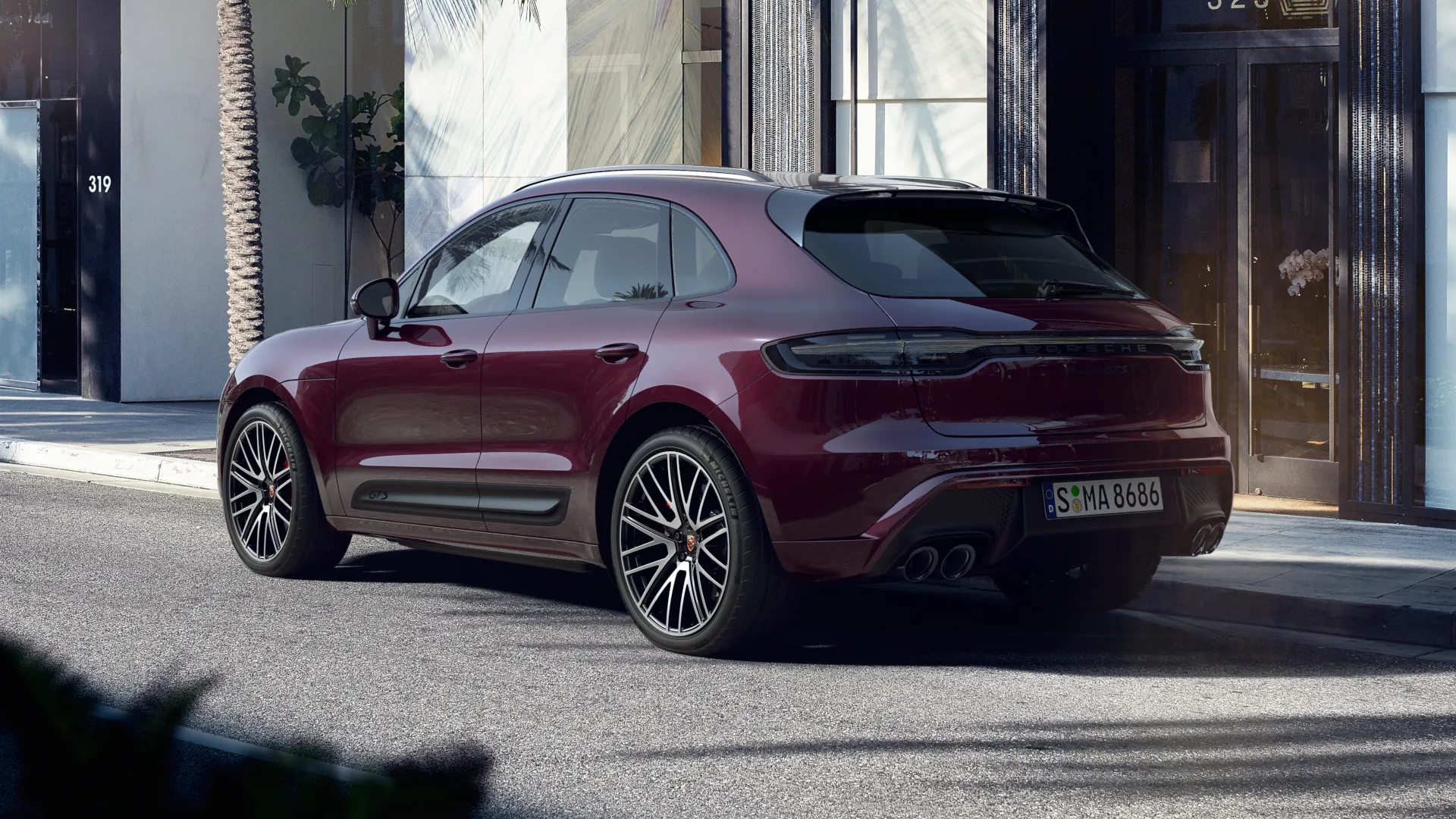Exterior view of Macan GTS