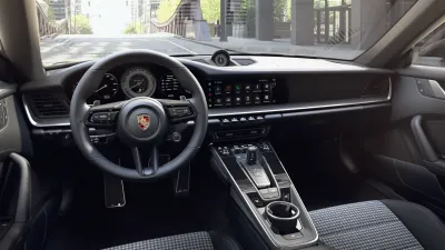 Вид изнутри 911 Turbo S Cabriolet