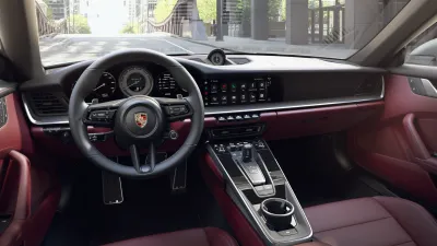 Interior view of 911 Turbo S Cabriolet