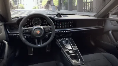 Skats no iekšpuses 911 Carrera GTS