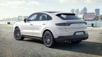 Exterior view of Cayenne S Coupe